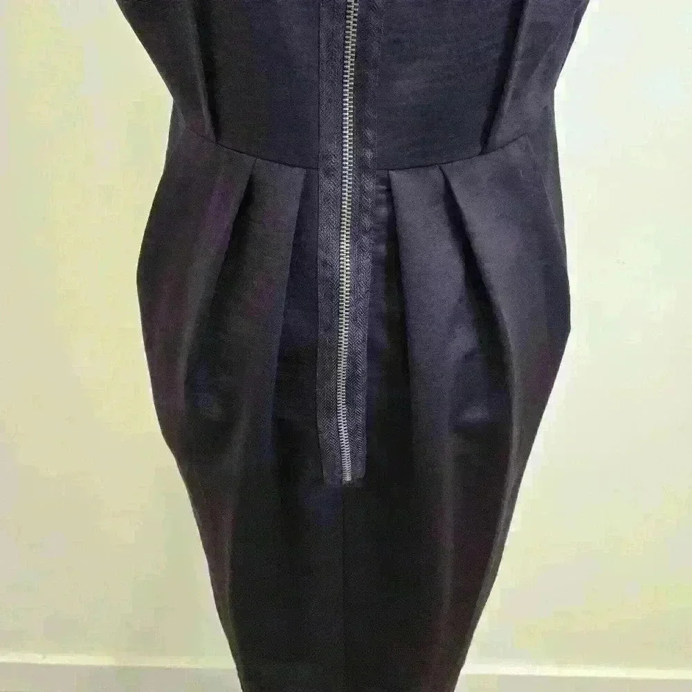 Simply Vera Wang Cocktail Dress Size 12 Purple Sheath Sleeveless Satin Jeweled - Picture 7 of 10